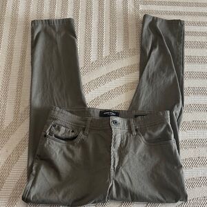 ❤️5/$20❤️ Mens 30x30 slim Kenneth Cole green pants